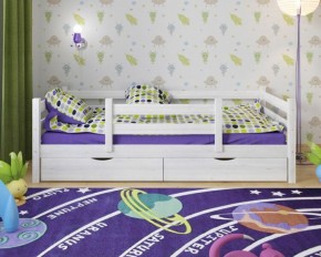 Детская кровать из массива березы Соня-5 (Белый/Лак) в Тарко-Сале - tarko-sale.mebel-74.com | фото