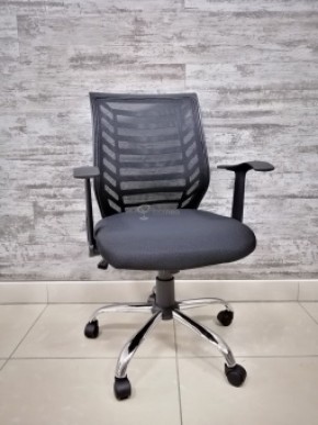 Кресло Barneo K-138 для персонала (черная ткань черная сетка) в Тарко-Сале - tarko-sale.mebel-74.com | фото